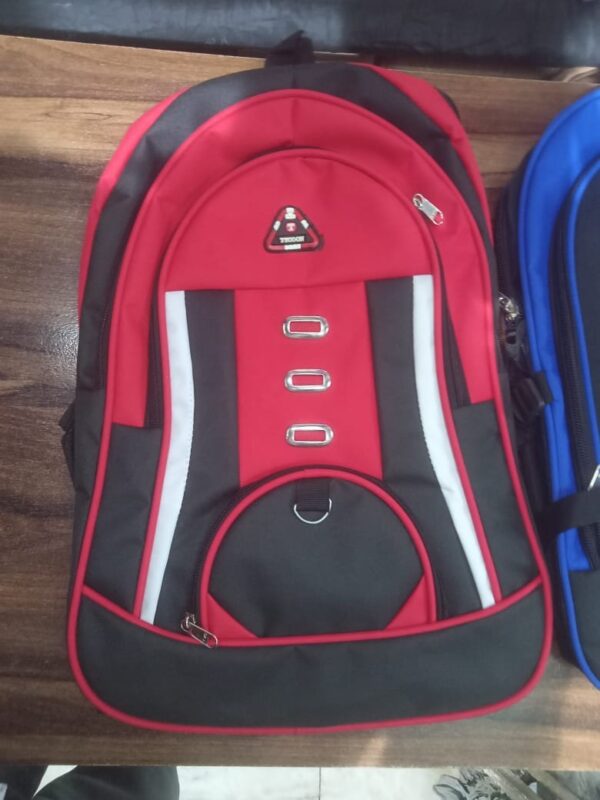 Boys’ school bag manufacturer