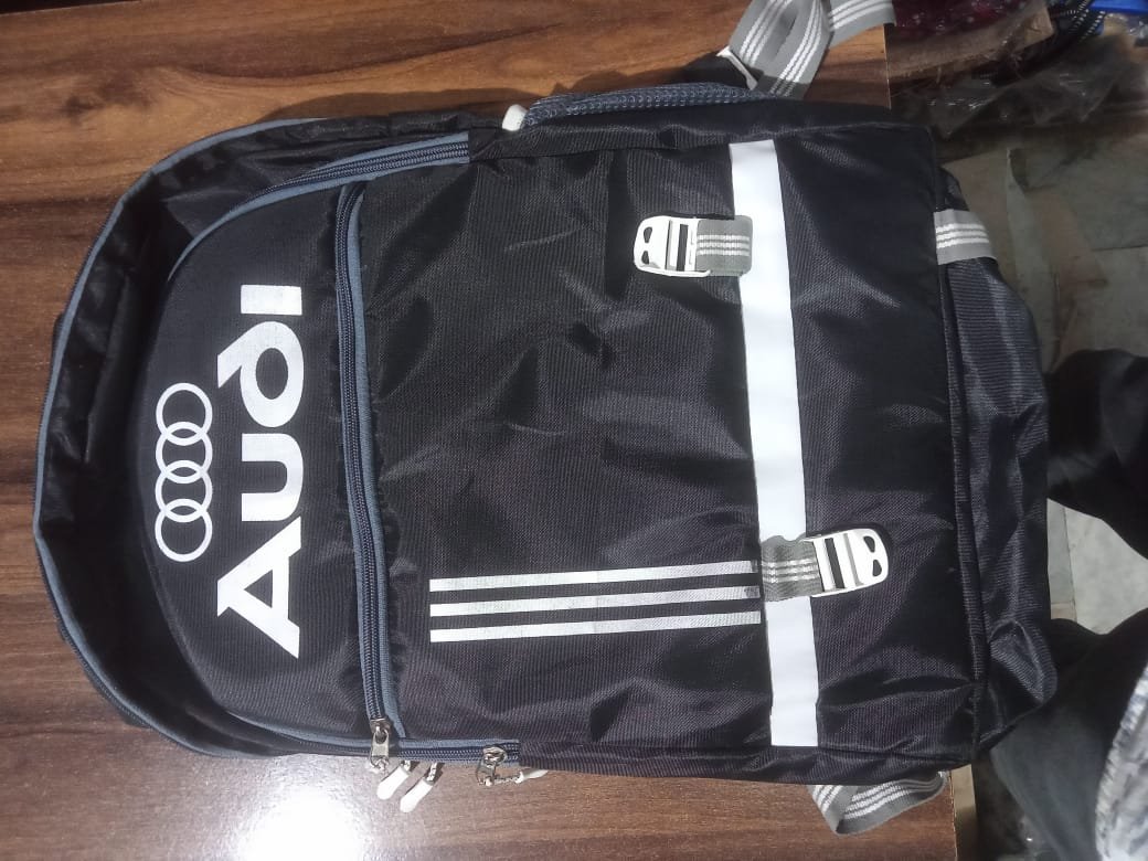 Men College Backpack India Delhi